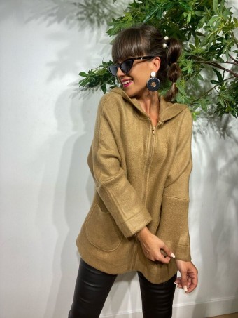 Chaqueta Soft CARLY Camel Heve Chaqueta Soft CARLY Camel Heve