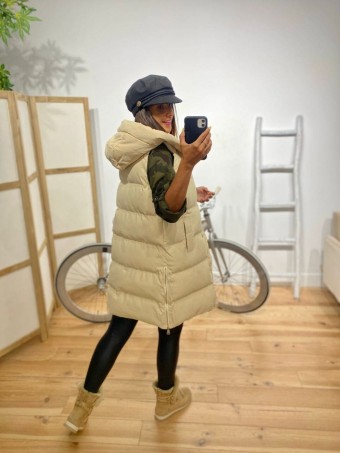 Chaleco Acolchado FIREFLY OVERSIZE Beige HEVE Chaleco Acolchado FIREFLY OVERSIZE Beige HEVE
