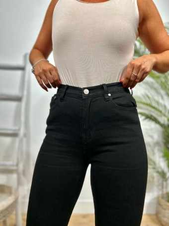 Jeans Ankle Ripped KRAVEN Negro HEVE Jeans Ankle Ripped KRAVEN Negro HEVE