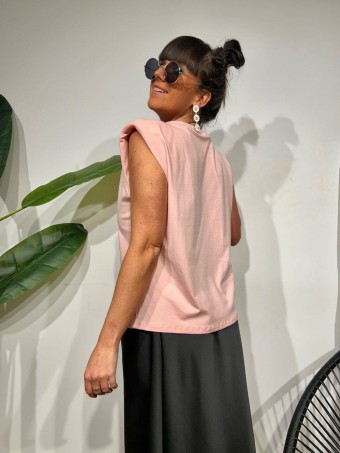 Camiseta Básica Hombreras NOVALA Rosa Pastel HEVE