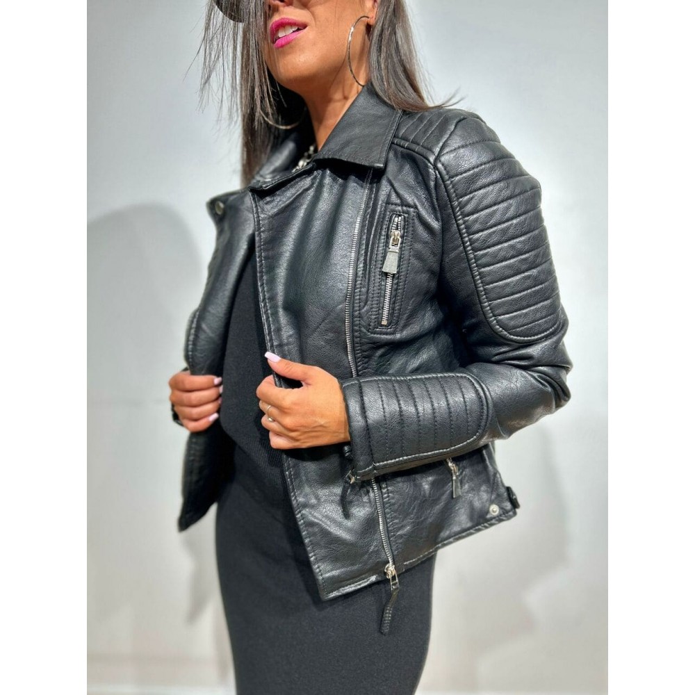 Biker Efecto Piel IDOLWILD Negro - PETIT HEVE Biker Efecto Piel IDOLWILD Negro - PETIT HEVE