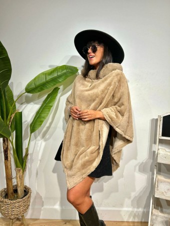 Poncho Pelo WHARMBY Taupe HEVE