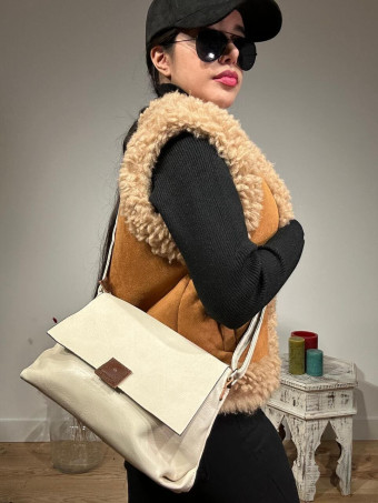 Bolso Básico Solapa SYABIL Beige HEVE