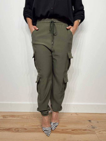 Jogger Cargo KYLTYRE Verde Militar HEVE