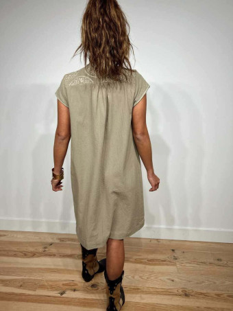 Vestido Rústico Bordado AMISHA Khaki HEVE