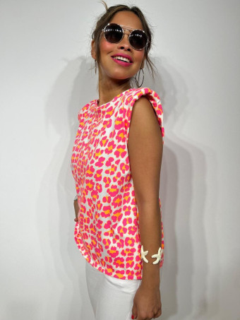Camiseta Print Hombreras MAKEBA Rosa Flúor HEVE