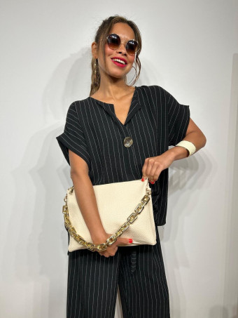 Bolso Abatanado Cadena CHESSAN Beige heve