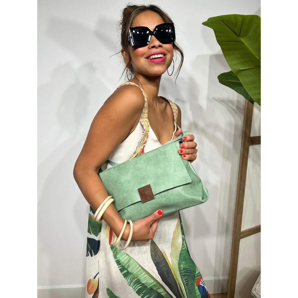 Bolso Básico Solapa SYABIL Verde Menta HEVE Bolso Básico Solapa SYABIL Verde Menta HEVE