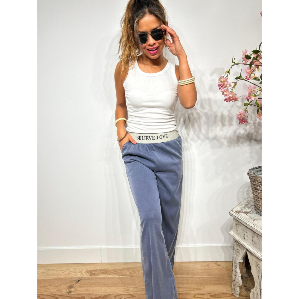 Pantalón Casual BELIEVE LOVE Marino HEVE Pantalón Casual BELIEVE LOVE Marino HEVE