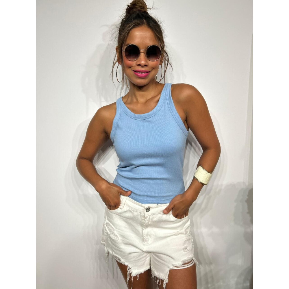 Camiseta Básica con Copas CHEKKO Celeste HEVE Camiseta Básica con Copas CHEKKO Celeste HEVE