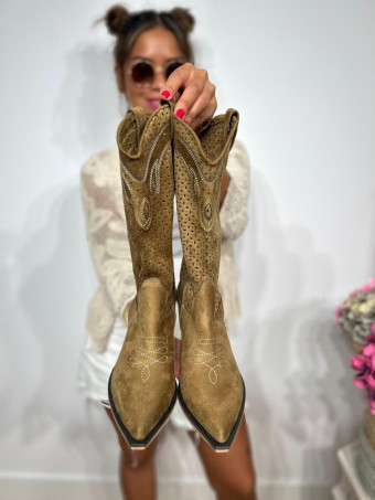 Bota Campera Troquelada KAPLERY Camel HEVE