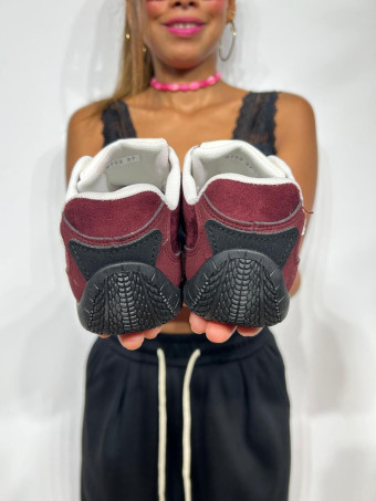 Deportiva Combinada Streetwear ROWIRE Burdeos HEVE