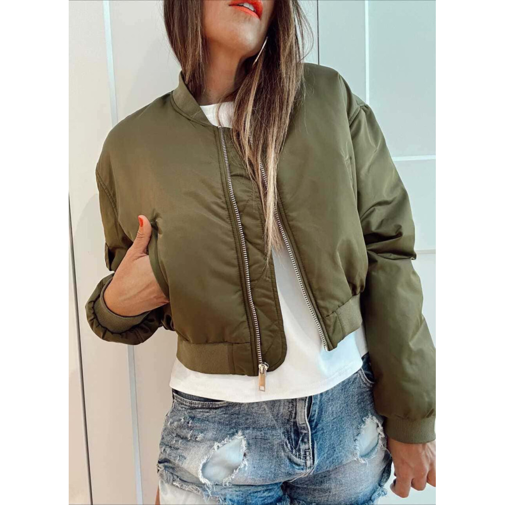 Bomber Cropped Nylon NAPZER Verde Militar HEVE Bomber Cropped Nylon NAPZER Verde Militar HEVE