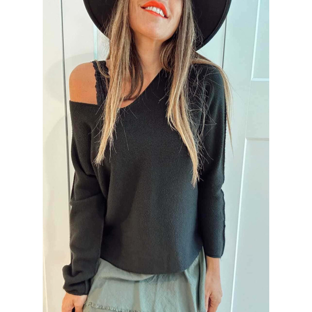 Punto Básico Escote Pico JANIKA Negro HEVE Punto Básico Escote Pico JANIKA Negro HEVE