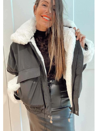 Cazadora Oversize Pelo MISCHA Negro/Blanco HEVE