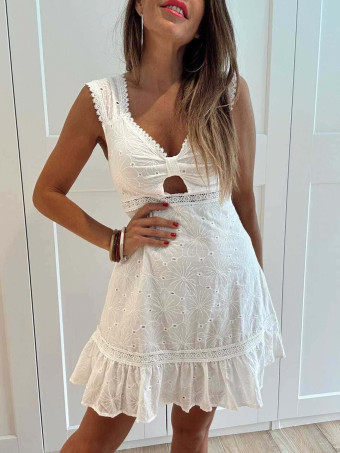 Vestido Corto Bordado Perforado RENESMEE Blanco HEVE