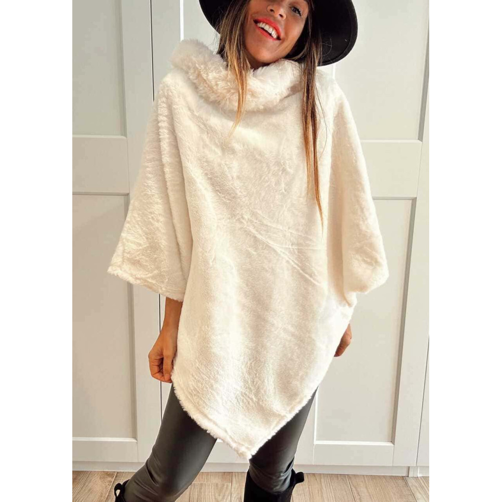 Poncho Pelo WHARMBY Crudo HEVE Poncho Pelo WHARMBY Crudo HEVE
