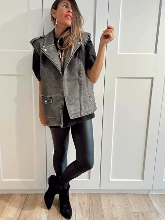 Chaleco Efecto Piel KAYLER Negro HEVE
