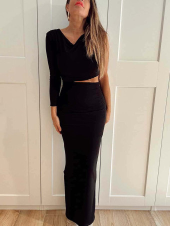 Vestido Cut Out Asimétrico LYVORA Negro HEVE