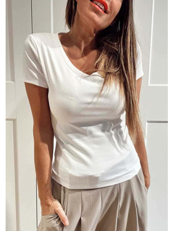 Camiseta Básica Escote Pico OLVYN Blanco HEVE