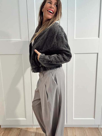 Cazadora Bomber Vaquera Ondas AVENYA Negro HEVE Cazadora Bomber Vaquera Ondas AVENYA Negro HEVE
