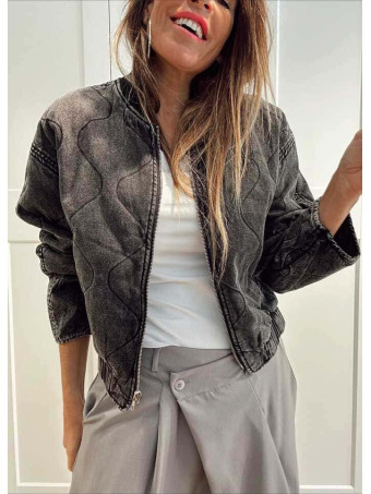 Cazadora Bomber Vaquera Ondas AVENYA Negro HEVE Cazadora Bomber Vaquera Ondas AVENYA Negro HEVE