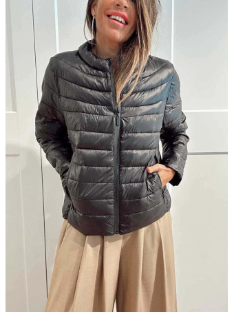 Chaqueta Ligera Acolchada VARZEA Negro HEVE Chaqueta Ligera Acolchada VARZEA Negro HEVE