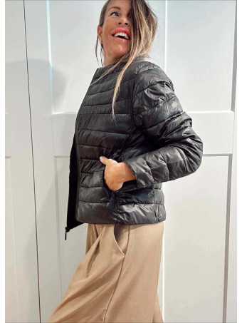 Chaqueta Ligera Acolchada VARZEA Negro HEVE Chaqueta Ligera Acolchada VARZEA Negro HEVE