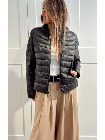 Chaqueta Ligera Acolchada VARZEA Negro HEVE Chaqueta Ligera Acolchada VARZEA Negro HEVE