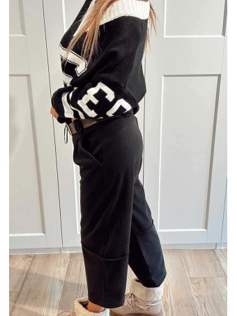 Pantalón Barrel con Cinturón AKINNA Negro HEVE Pantalón Barrel con Cinturón AKINNA Negro HEVE