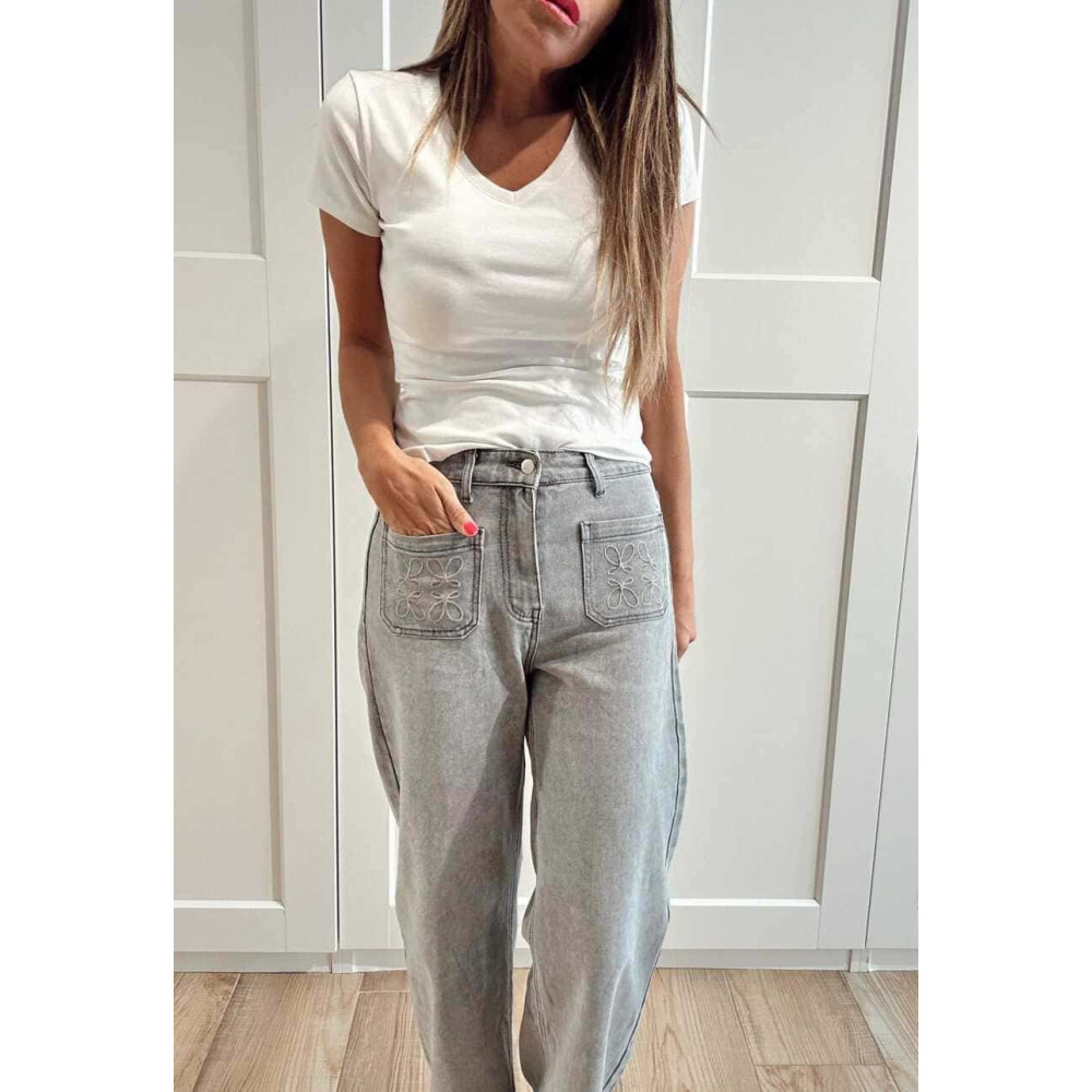 Jeans Straight Tiro Alto EIRWEL Gris HEVE Jeans Straight Tiro Alto EIRWEL Gris HEVE