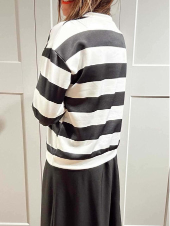 Sudadera Varsity Rayas BOSTON 68 Negro HEVE