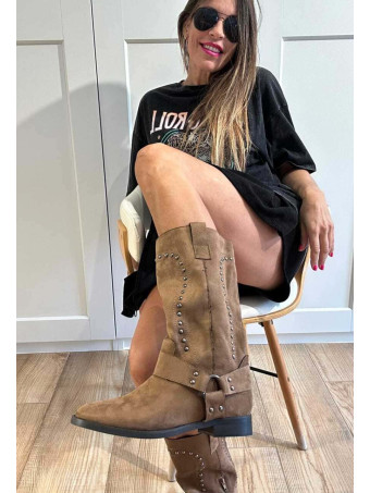 Bota Biker Tachas RODNEY Camel HEVE