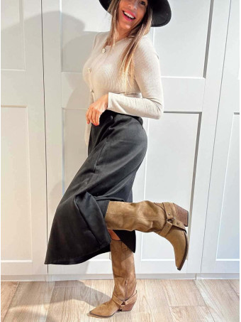 Bota Efecto Ante con Estribo BJORN Camel HEVE