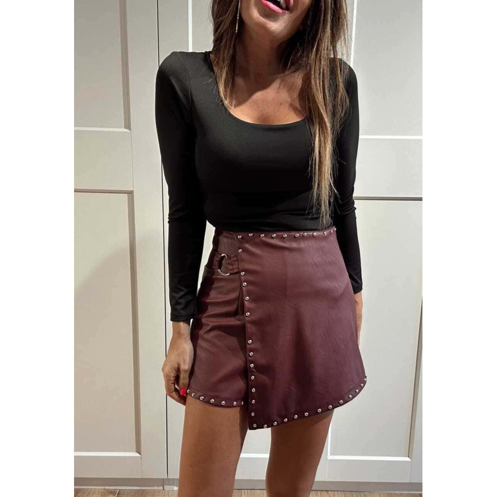 Falda Pantalón Efecto Piel con Tachas GAUTHIER Burdeos HEVE