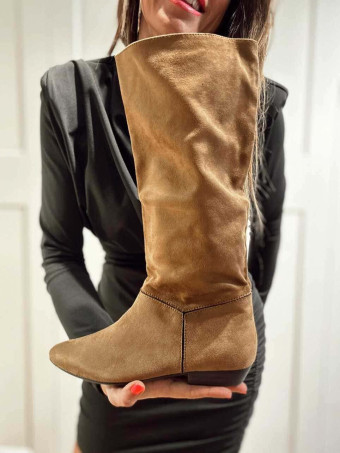 Bota Plana Efecto Ante VIORNE Camel HEVE