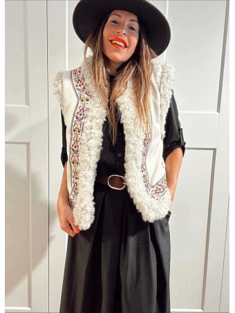 Chaleco Borreguito Bordado Floral IOLANTHE HEVE