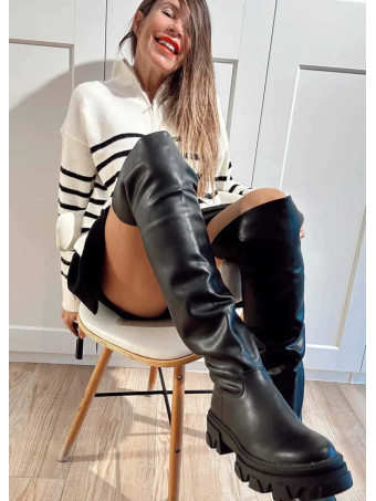 Bota Mosquetera Suela Track FORGE Negro HEVE