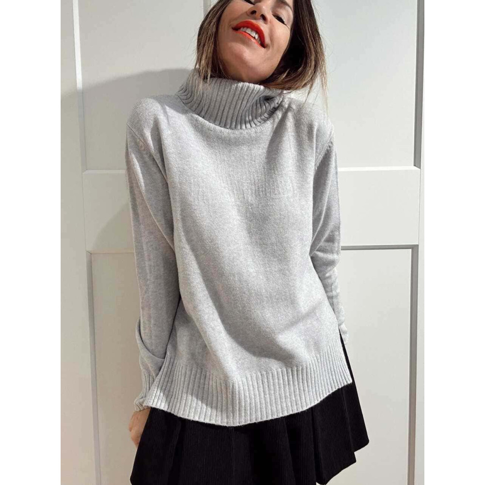 Jersey Básico Cuello Vuelto HALLENITTA Gris HEVE