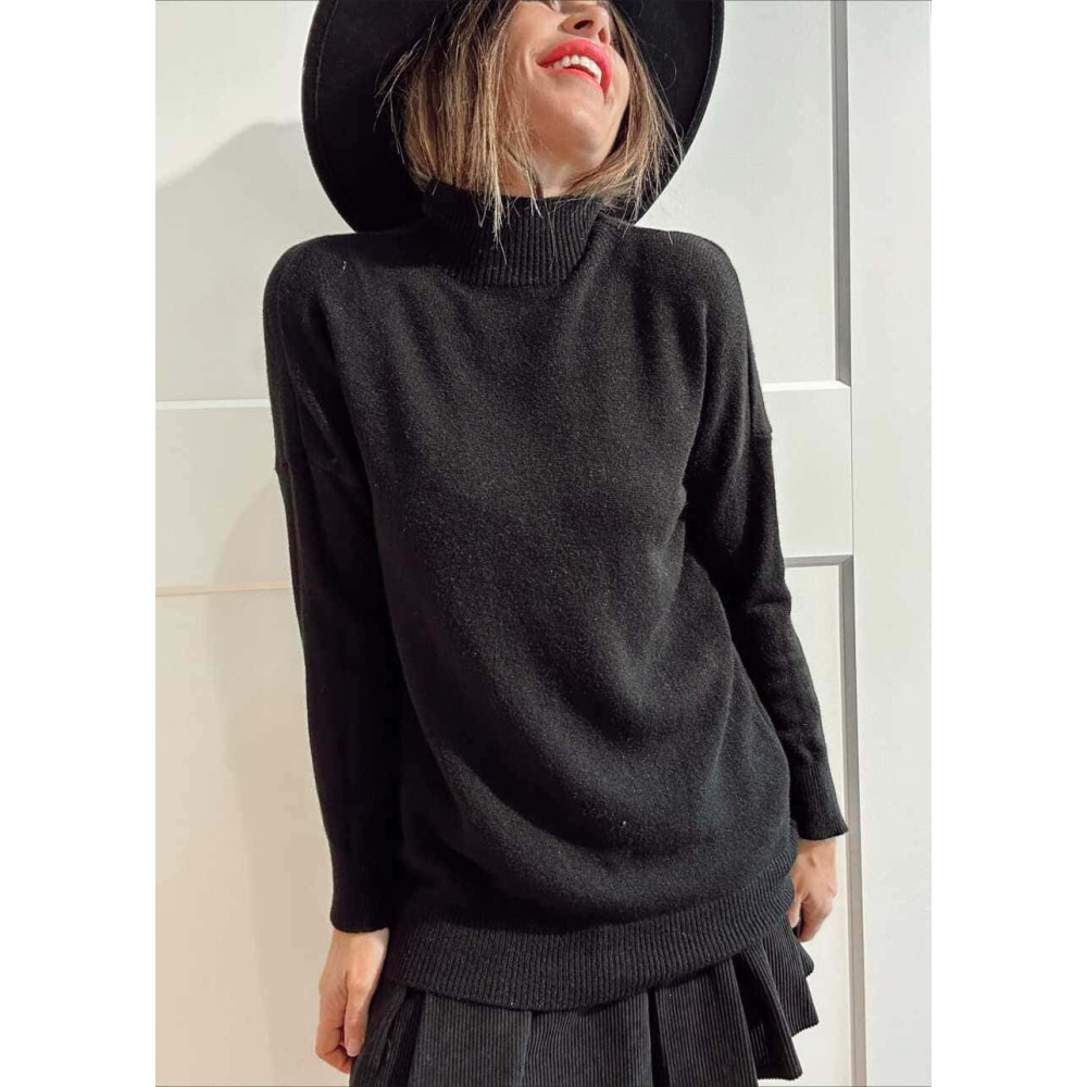 Punto Cuello Subido BORNELL Negro HEVE