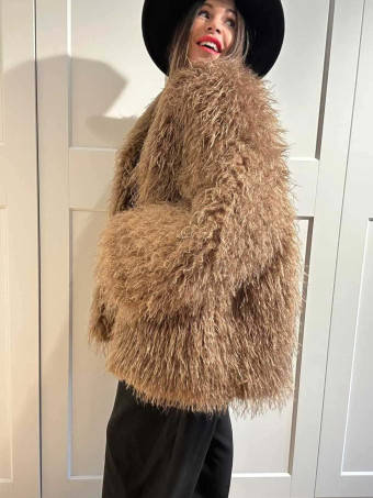 Abrigo Corto Pelo Rizado KALYSSEN Camel HEVE