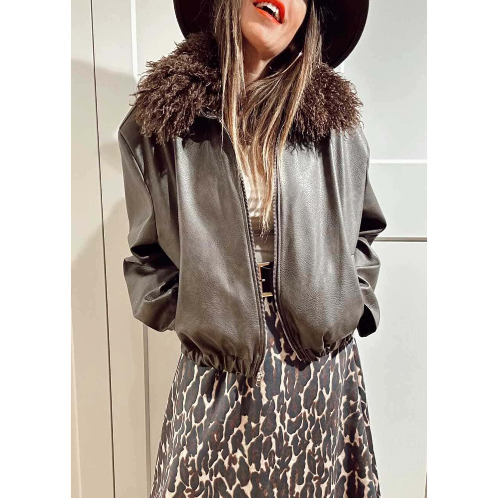 Cazadora Piel Sintética Sobrecuello PUSHKAR Marrón HEVE