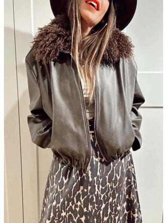 Cazadora Piel Sintética Sobrecuello PUSHKAR Marrón HEVE