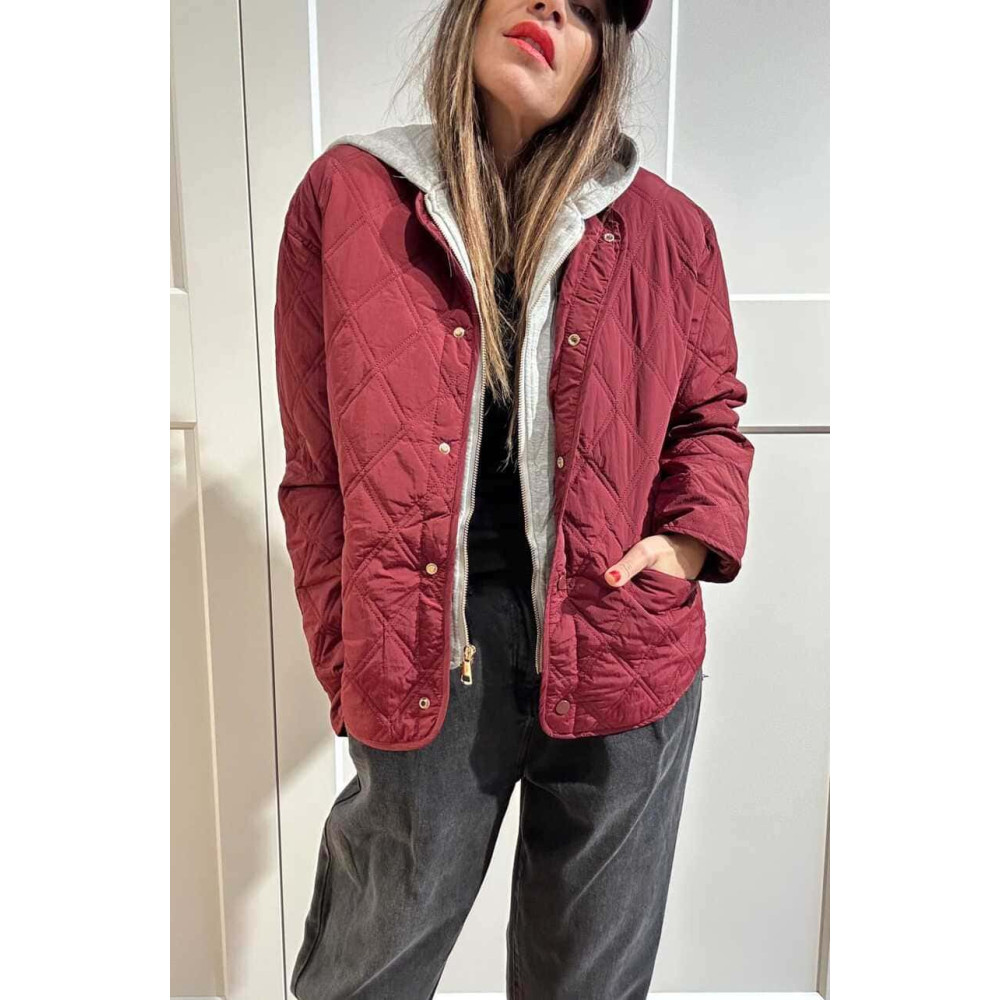 Chaqueta Guateada Efecto Sobrepuesto OLYTHIA Burdeos HEVE
