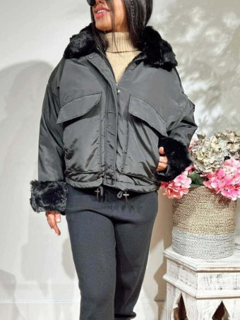 Cazadora Oversize Pelo MISCHA Negro HEVE