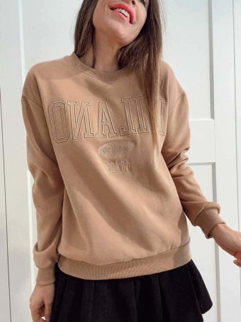 Sudadera Mensaje Bordado MILANO Camel HEVE