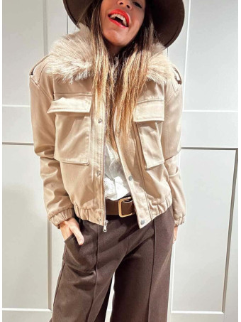 Cazadora Piel Sintética Sobrecuello VALKRA Beige HEVE