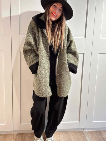 Chaquetón Oversize con Capucha VELVISSY Verde Militar HEVE