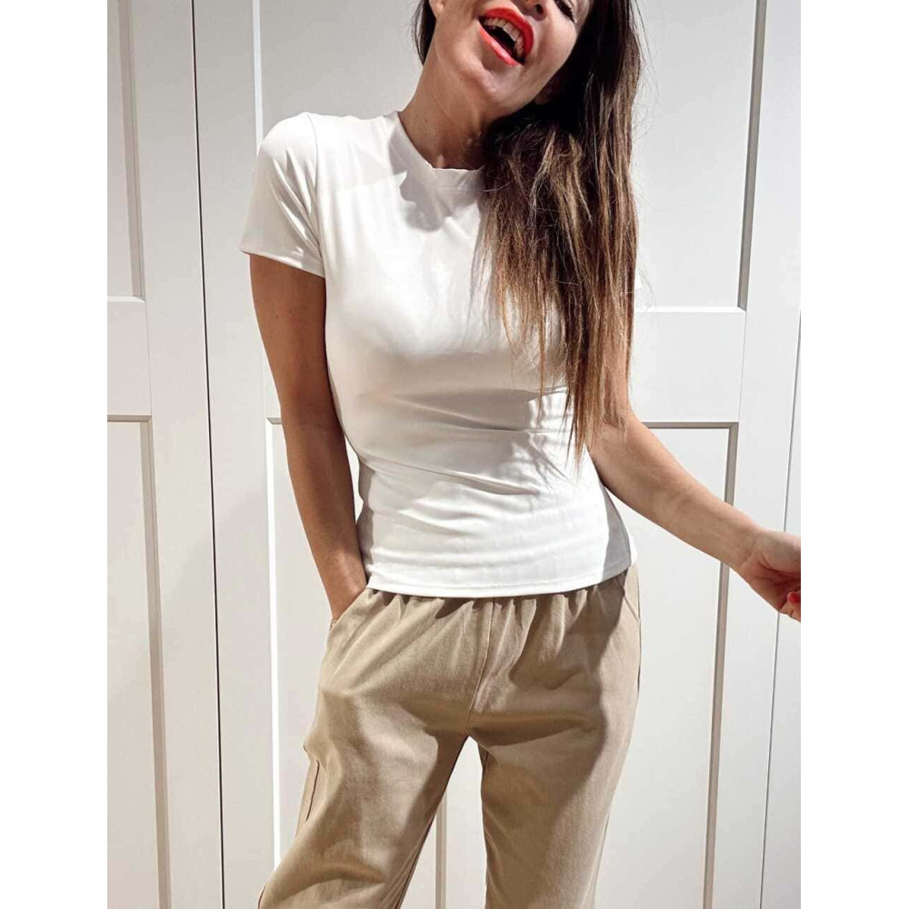 Camiseta Básica Elástica DERIAN Blanco HEVE