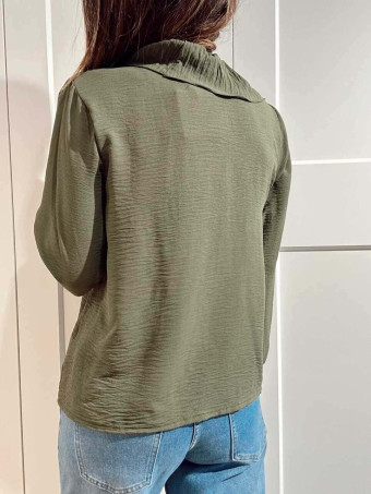 Blusa Fluida Chorreras LULIANNE Verde Militar HEVE